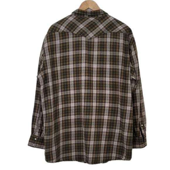 Wind River Classic Fit Green Plaid Fannel Shirt - Picture 2 of 9